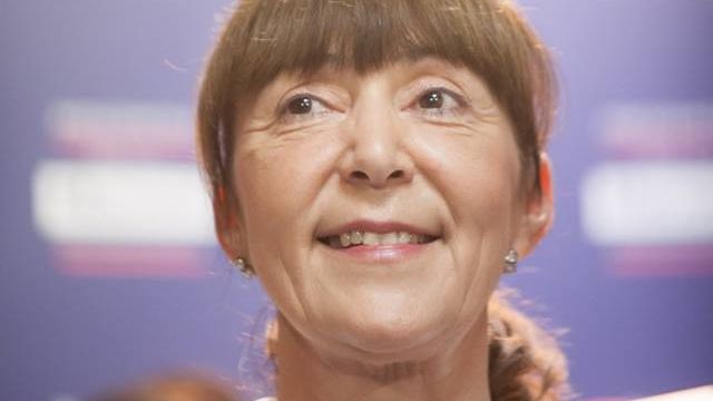 Monica MACOVEI, REACȚIE FOARTE DURĂ, după ce PONTA a dat OUG ca să renunțe la DOCTORAT