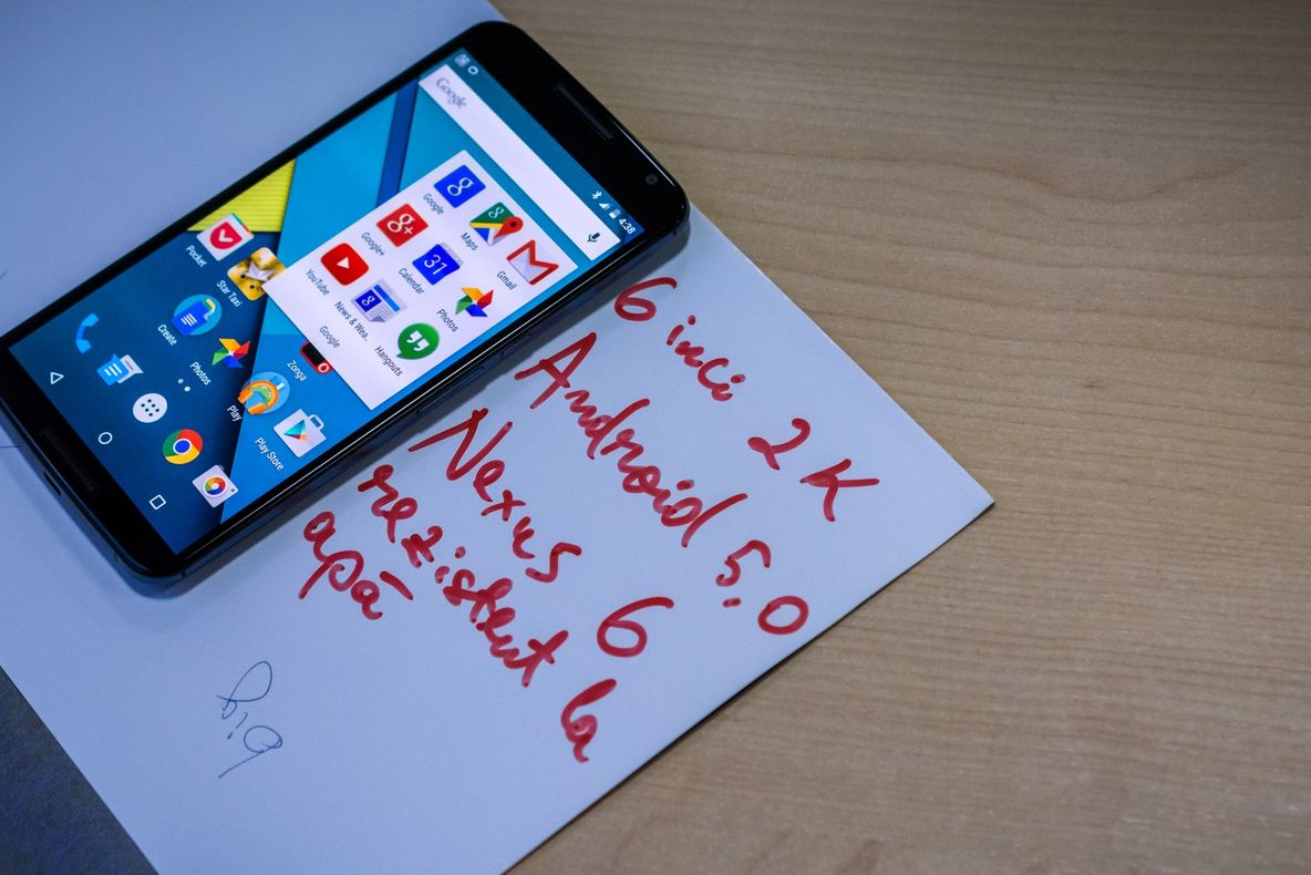 Acesta e CEL MAI BUN TELEFON cu Android. Iată tot CE TREBUIE SĂ ȘTII despre el!