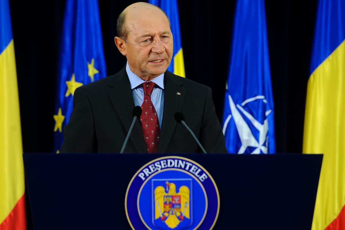 Băsescu: Unirea naţiunii române într-un singur stat românesc este un ideal de care nu am să mă dezic