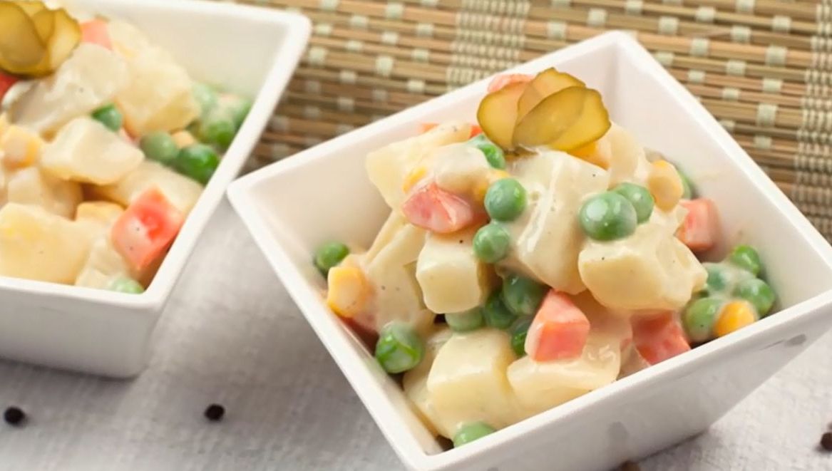 FRESH REFRESH. DELICIU: O reţetă pentru salata de BOEUF, cum nu aţi mai mâncat niciodată