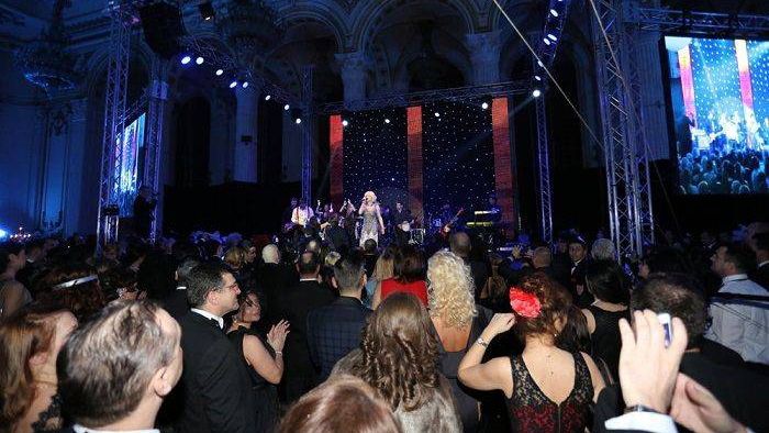 Revelion 2015. Palatul Parlamentului va găzdui, din nou, marea petrecere dintre ani 