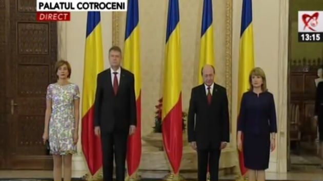 KLAUS IOHANNIS PREŞEDINTE. Carmen Iohannis, APARIŢIE extrem de ELEGANTĂ