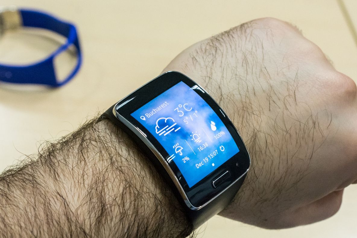 O să-ți stea ceasul când o să vezi CE A FĂCUT Samsung cu un așa gadget!