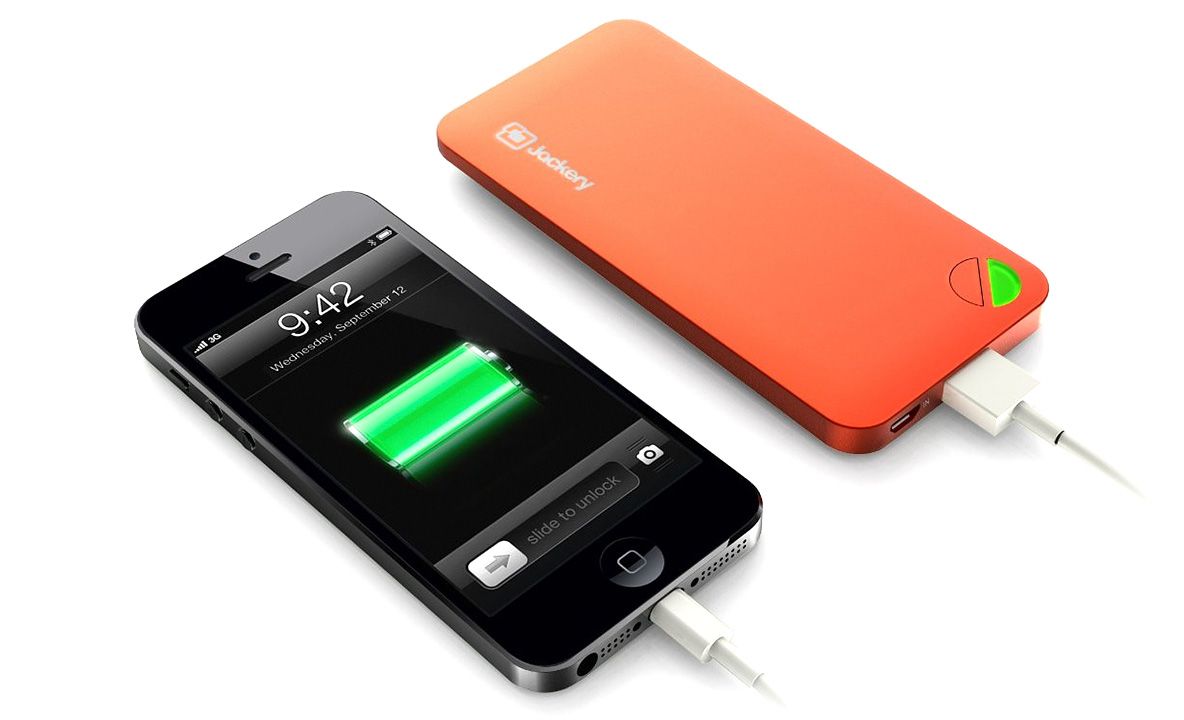 Cele mai bune metode prin care să încarci telefonul MULT MAI RAPID!