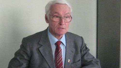 Cine este Octav Bjoza, prima persoană decorată de Klaus Iohannis