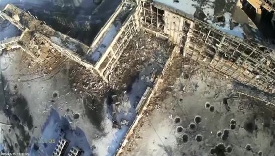 RĂZBOIUL nu s-a sfârşit. Lupte sângeroase în Doneţk pentru controlul aeroportului 