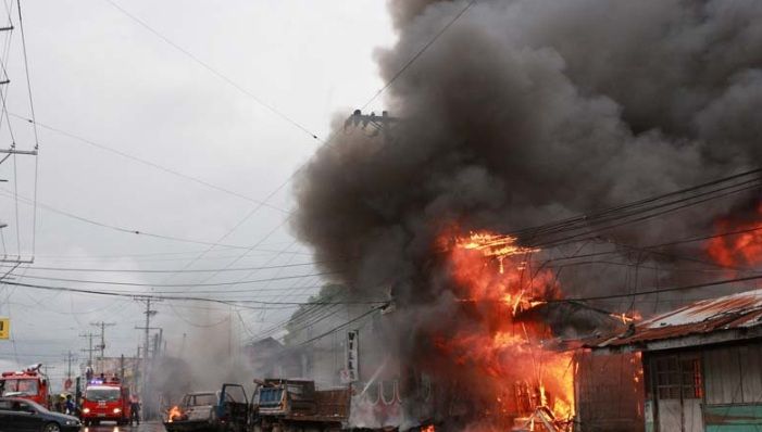 Avion doborât. Pilotul a murit. Fotografii de coşmar, postate pe reţelele de socializare