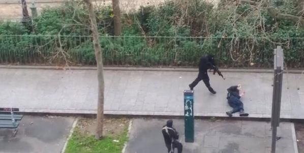 Al doilea atacator de la Charlie Hebdo, Chérif Kouachi,  a fost înmormântat