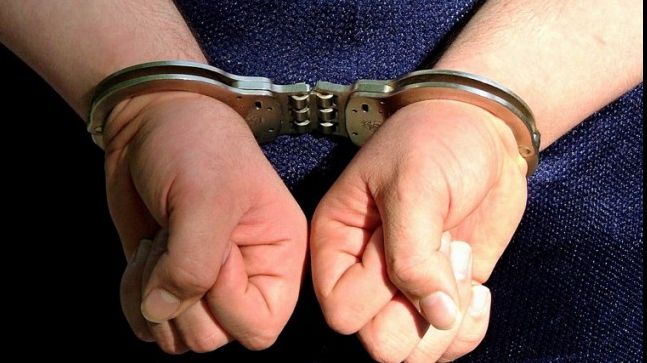 Primarul bătăuș al comunei Redea, județul Olt, a fost reținut de polițiști. Edilul este acuzat că a agresat un bărbat și i-a luat telefonul mobil