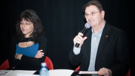 "Teatru la Cinema" începe în forță la mall