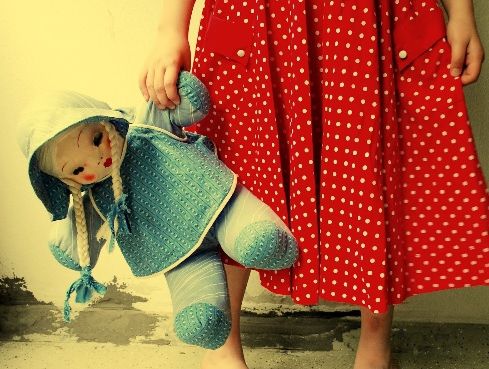 O fetiţă de 7 ani a supravieţuit unui accident de avion şi a plecat să caute ajutor