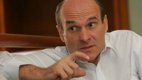 DECLARAŢIE SCANDALOASĂ a lui CTP despre ATACUL DE LA PARIS. Reacţia lui HUREZEANU