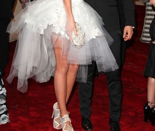 Un cuplu celebru din România a DIVORŢAT din cauză că el şi-a ÎNŞELAT soţia, care e prezentatoare TV