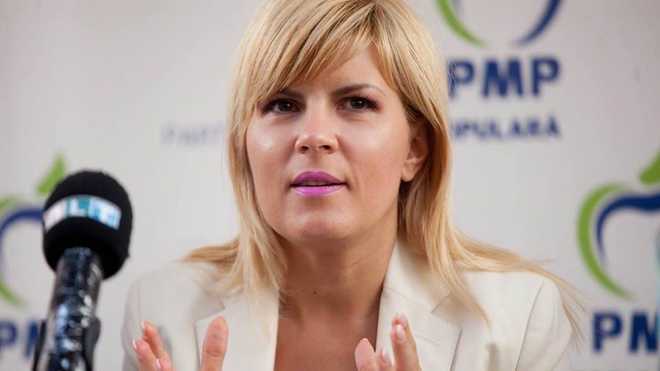Udrea, critici dure la adresa pactelor propuse de Ponta