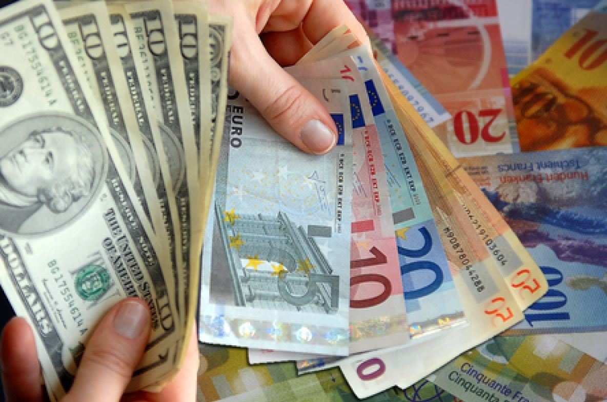 Ce măsuri pregăteşte guvernul polonez pentru cei care au credite ipotecare în franci eleveţieni