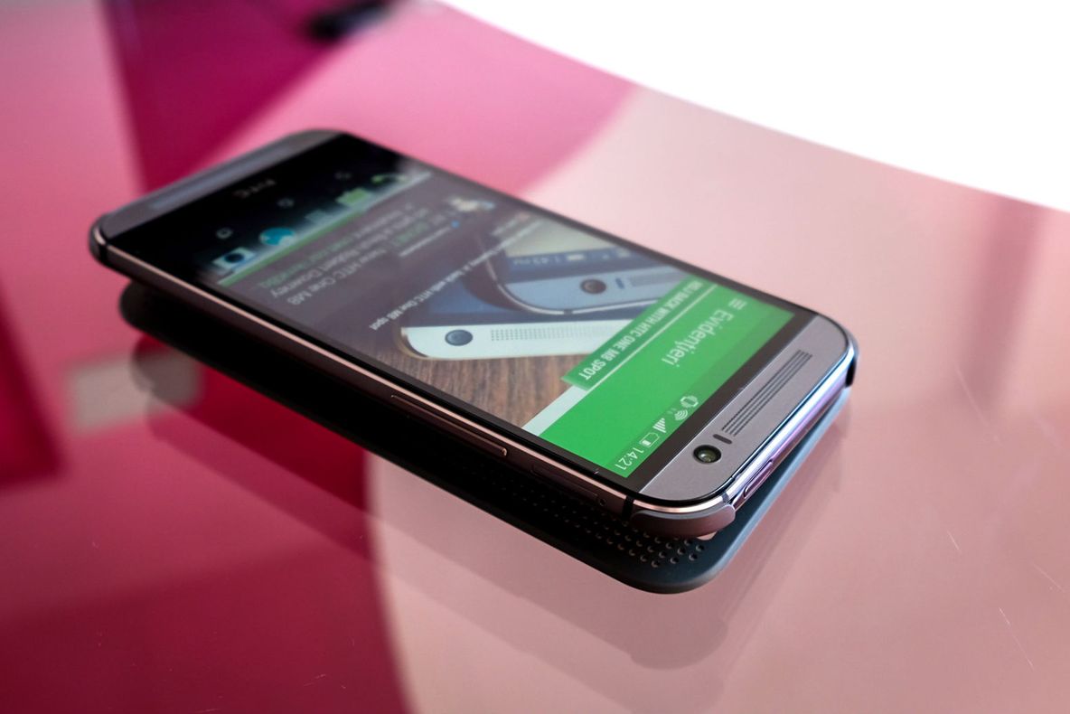 Taiwanezii ne vor DA PE SPATE! Următorul lor telefon ESTE DE VIS și e lansat în martie!