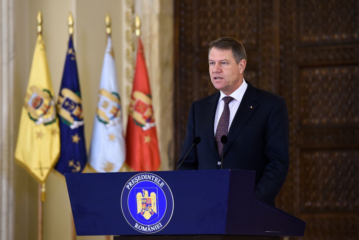 Klaus Iohannis îl critică dur pe Viktor Orban pentru prietenia faţă de Rusia
