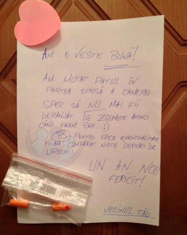 FORMIDABIL - Ce a găsit LIPIT pe uşă un locatar care s-a plâns că VECINII lui fac SEX prea zgomotos