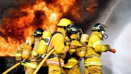 INCENDIU la Teatrul de Animaţie Bacău