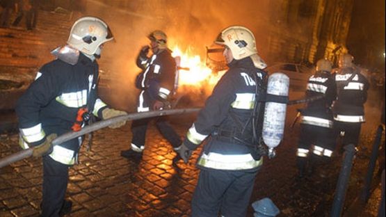 INCENDIU PUTERNIC la SPITAL. O clădire, în FLĂCĂRI
