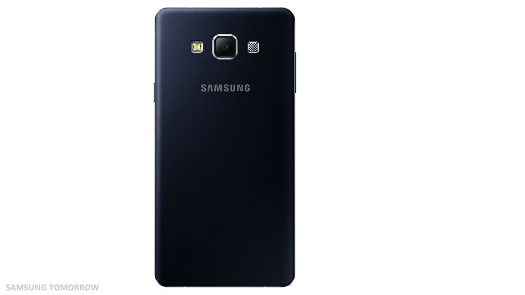 Samsung ÎNVINGE Apple cu acest telefon. Ce îl face SPECIAL 