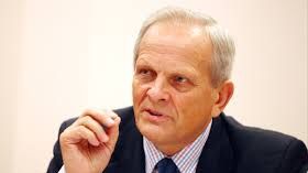 Theodor Stolojan sugerează o posibilă creștere a taxelor și impozitelor: "Trebuie să ne gândim serios ce vrem să facem cu acest sistem"