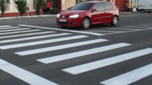 Peste 13.000 de bucureşteni, amendaţi pentru că au traversat neregulamentar
