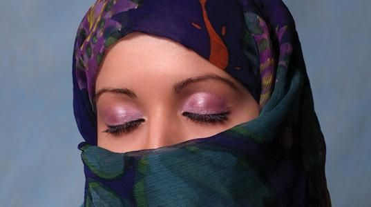 Decizie SURPRINZĂTOARE în Iran cu privire la vălul islamic