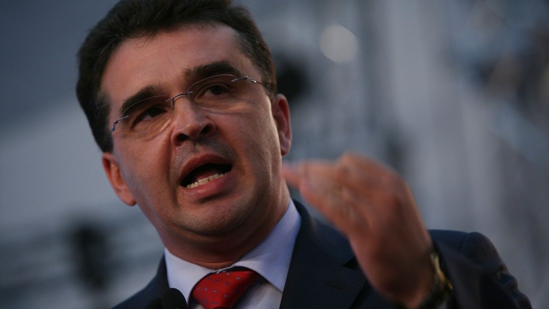 Expertele contabile din dosarul lui Marian Oprişan, eliberate din arest şi puse sub control judiciar