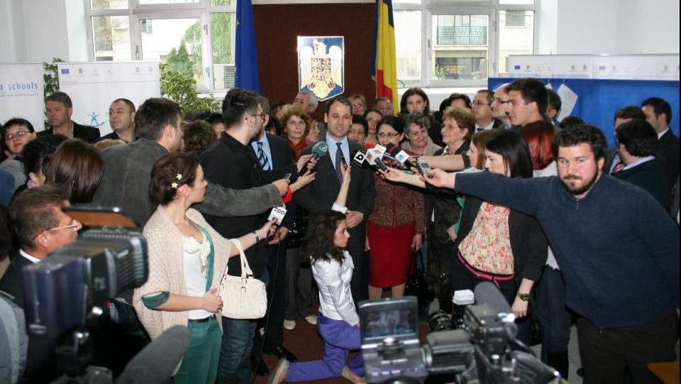 Primarul Robert Sorin Negoiţă a participat la inaugurarea unei clinici veterinare în Sectorul 3