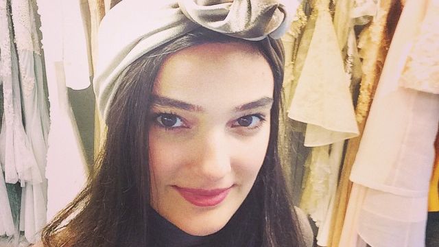 Fostă Miss Turcia riscă doi ani de închisoare pentru o postare care l-a înfuriat pe Erdogan