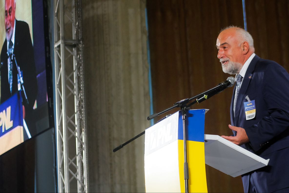 Varujan Vosganian scapă de urmărirea penală: "Este o victorie a democraţiei!"