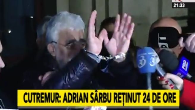 Adrian Sârbu, scos cu cătuşe de la Parchet: "E o înscenare. Acuzaţiile, ridicole". Anunţă dezvăluiri