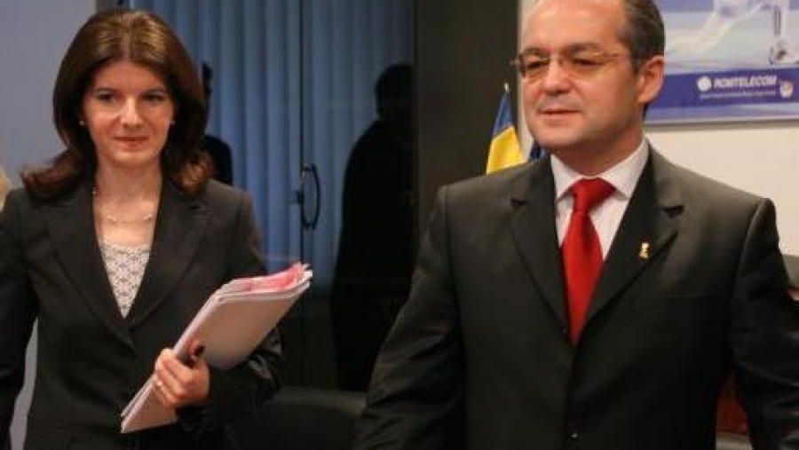 Emil Boc a vizitat-o în arest pe Monica Iacob Ridzi