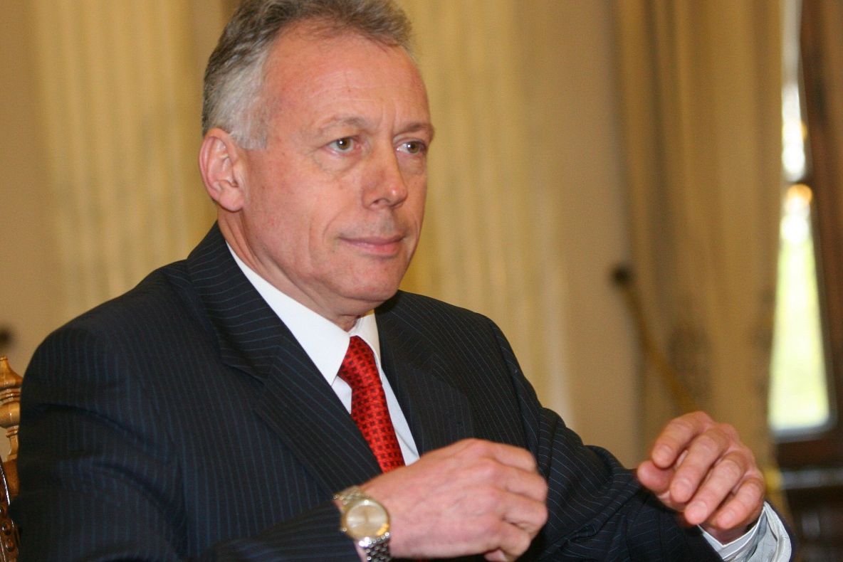 Aviz al Comisiei juridice pentru urmărirea penală a lui Laszlo Borbely