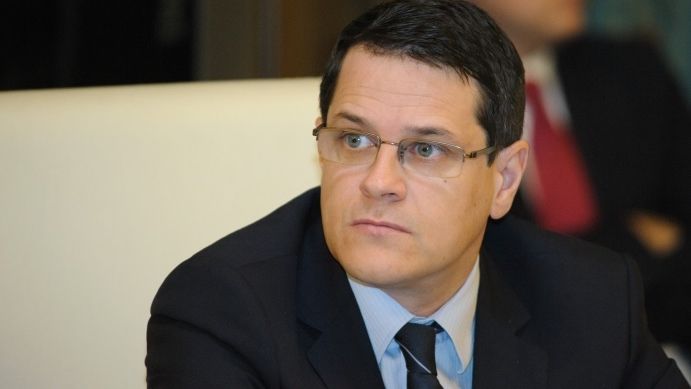 Comisia SRI a avizat favorabil numirea lui Hellvig la şefia Serviciului Român de Informaţii