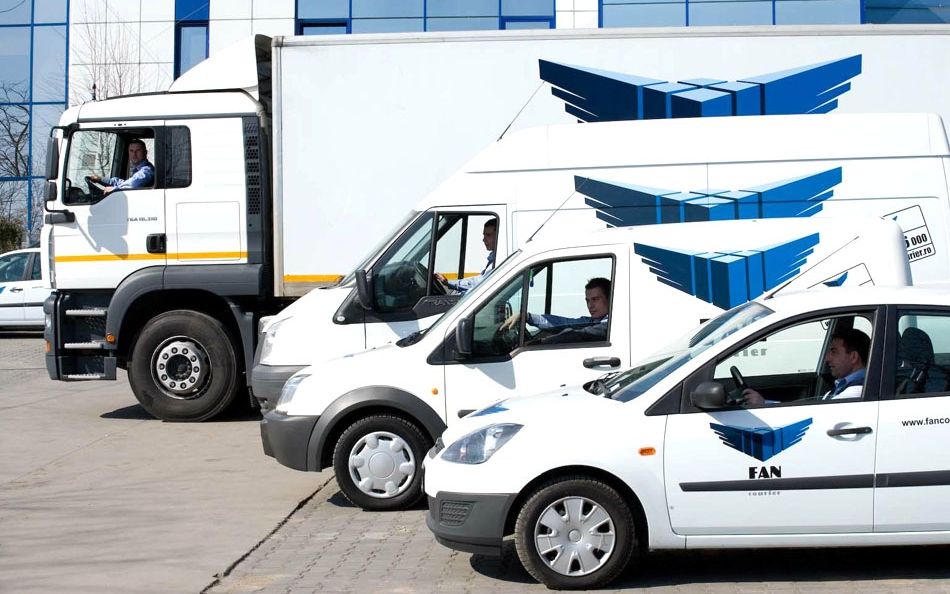 FAN Courier: 24 de angajați dintr-un depozit de lângă București, depistați pozitiv COVID-19. Anunțul făcut de Raed Arafat