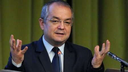 Boc: Singurele discuții despre Microsoft le-am avut în guvern și nimeni n-a exercitat presiuni