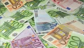 Nu ai destui bani? Cum trebuie să gândeşti despre bani ca să vină la tine