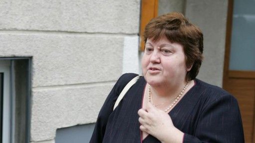 Irina Jianu a fost escortată de polițiști în tren, pentru a fi dusă la Pentinciarul din Bacău 