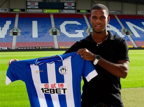 Dramatic! Un fundaş din Anglia a fost diagnosticat cu leucemie