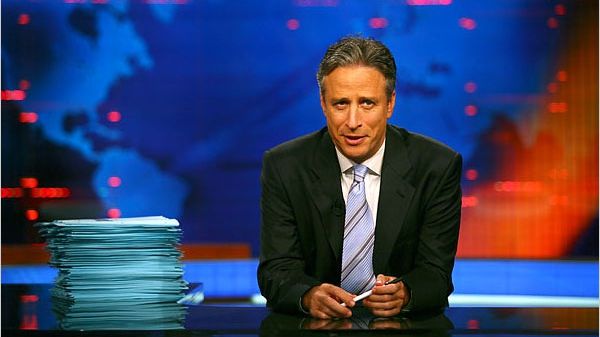 Jon Stewart se retrage de la emisiunea The Daily Show, după 16 ani - VIDEO