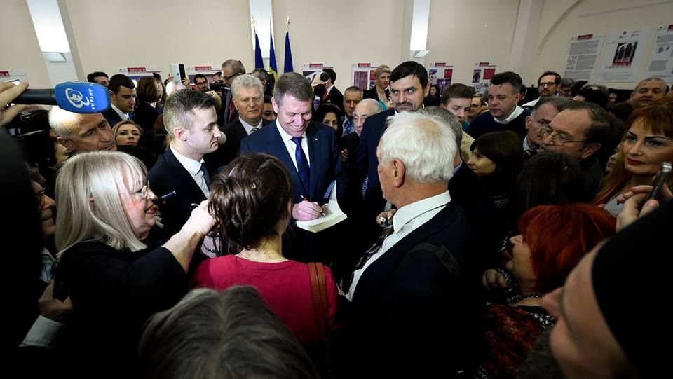 Klaus Iohanns, surprins de modul în care a fost primit de românii din Germania. Ce dar a primit