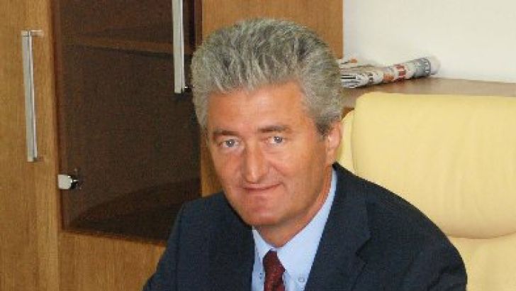 Primarul din Drobeta Turnu Severin, clientul unei rețele de proxenetism: ”Are exact 14 ani”