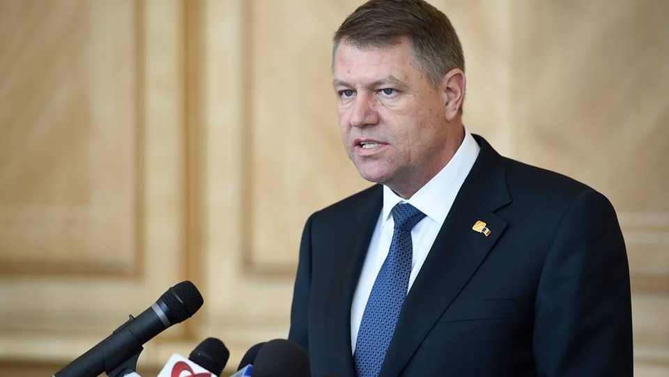 AVION PRĂBUȘIT FRANȚA. Reacția președintelui Klaus Iohannis