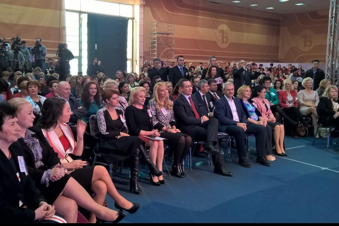 Victor Ponta, la reuniunea femeilor din PSD: Nu mă bucur niciodată când văd femei în cătușe