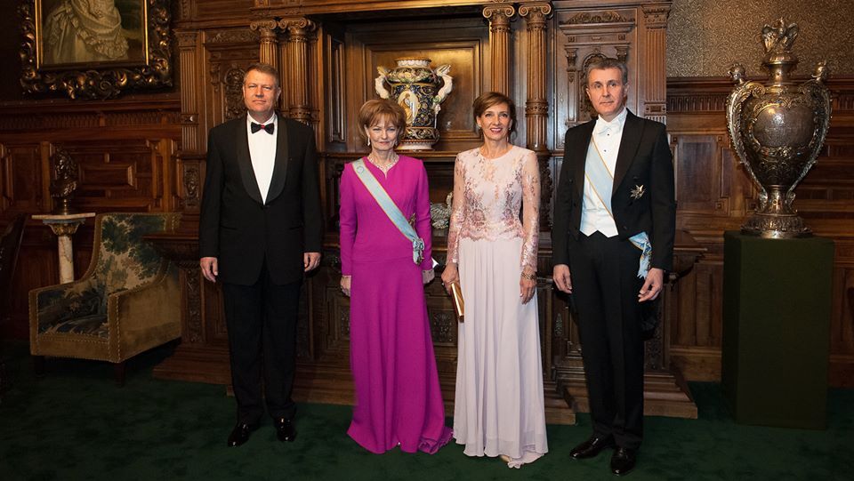 Klaus Iohannis, mesaj emoţionant pe Facebook despre Familia Regală 