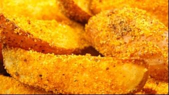 Rețetă de post. Cartofi în crustă de mălai 