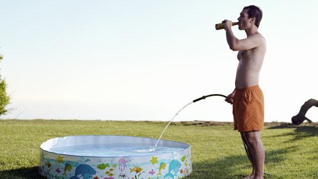 Fac curent electric din urină. Cum e posibil