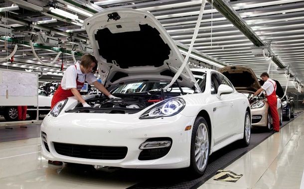 Ce primă de performanţă primesc angajaţii Porsche